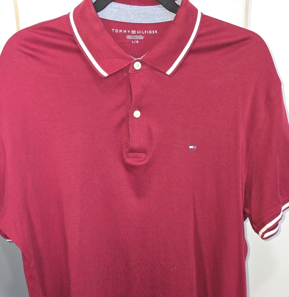 Tommy Hilfiger Men's Burgundy Polo Shirt